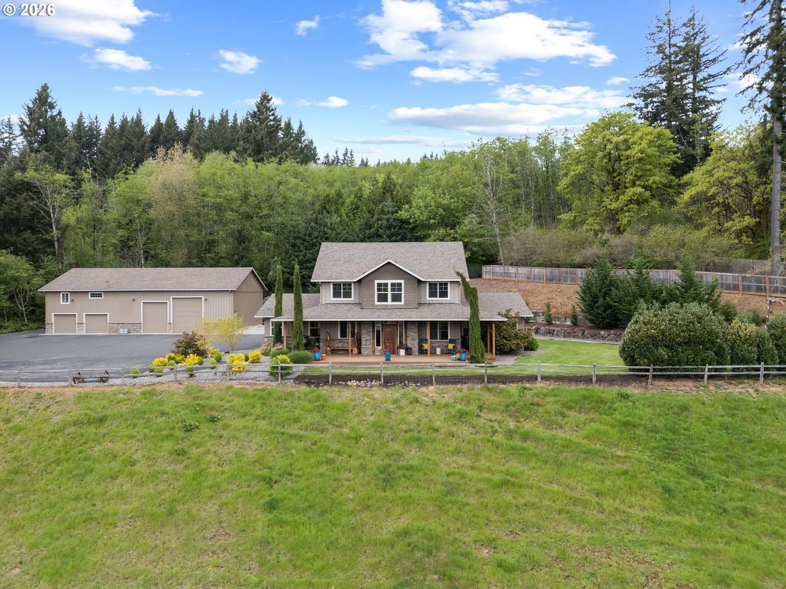 Listing photo 1 of 6
