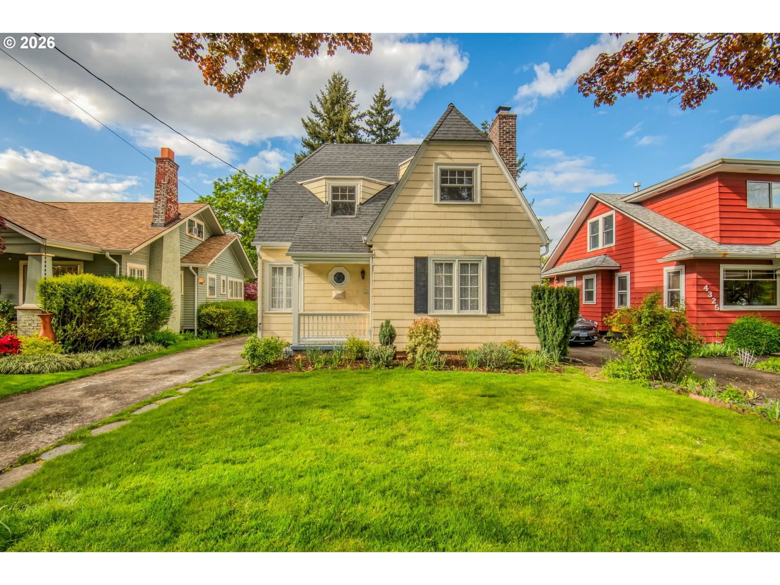 Primary listing photo, 4315 NE LAURELHURST PL, Portland, OR, 97213