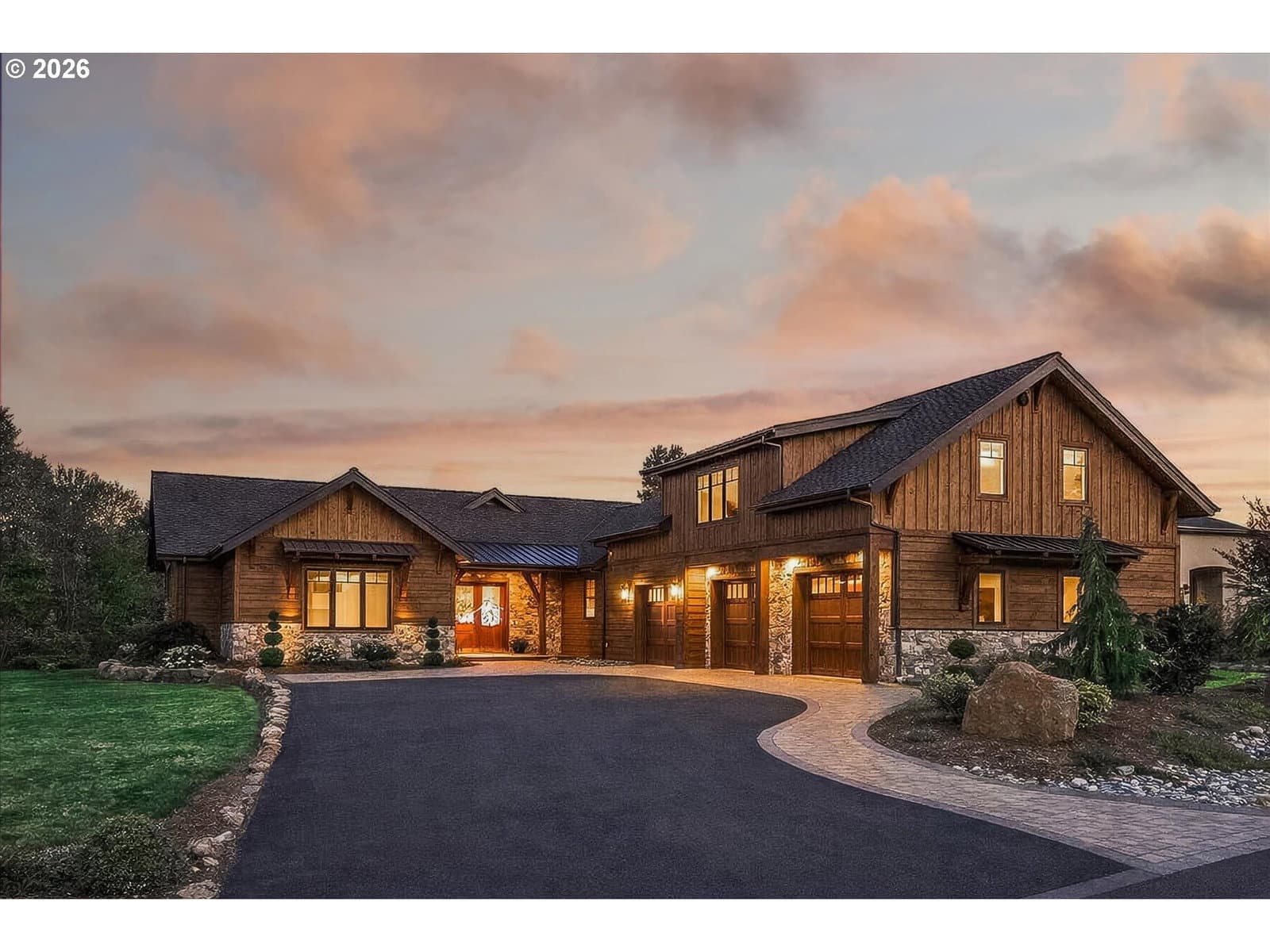 Primary listing photo, 3745 ARROWHEAD AVE, Hood River, OR, 97031