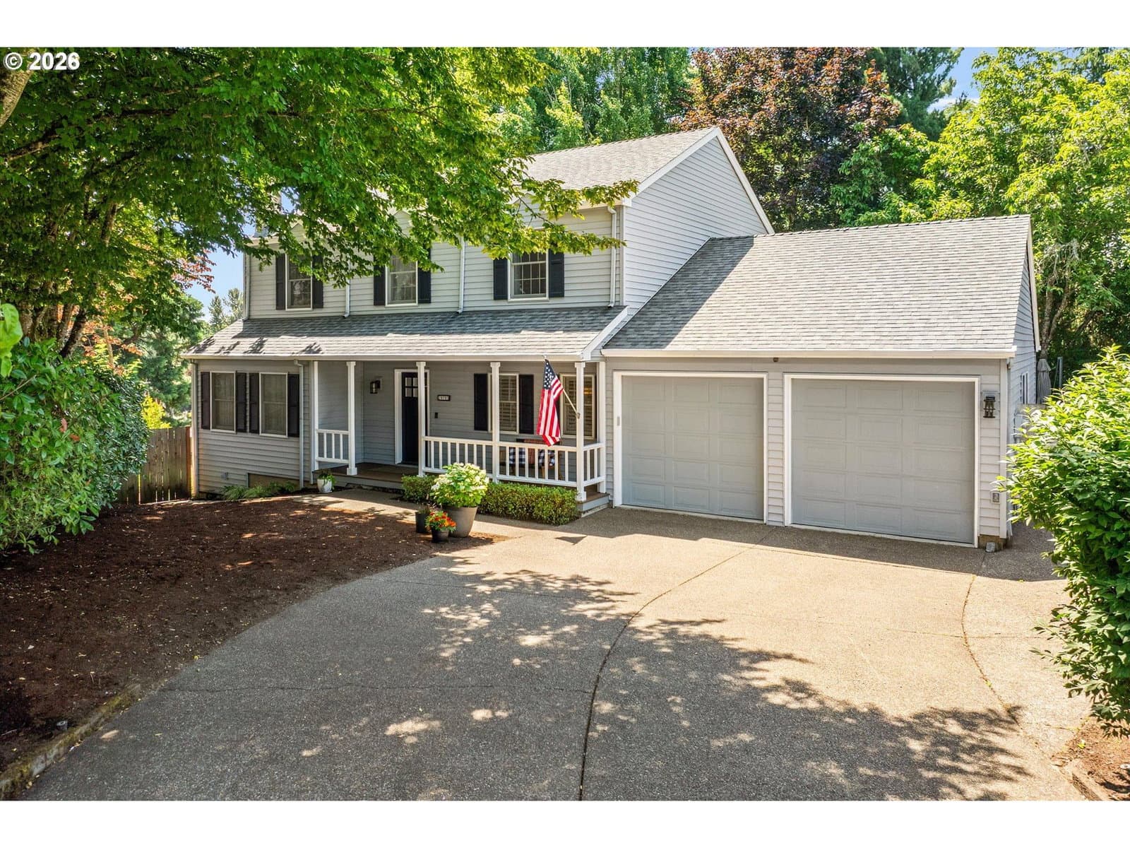 Listing photo 1 of 6