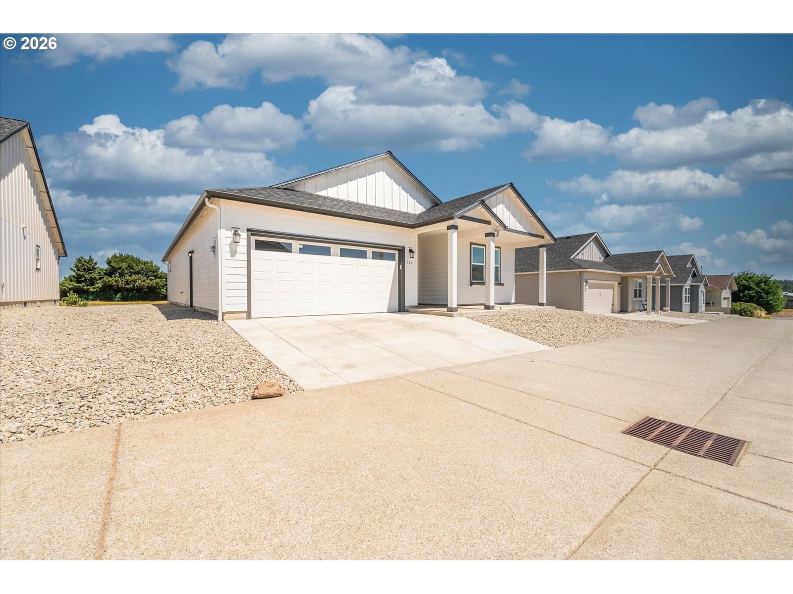 Primary listing photo, 761 SPYGLASS DR, Bandon, OR, 97411