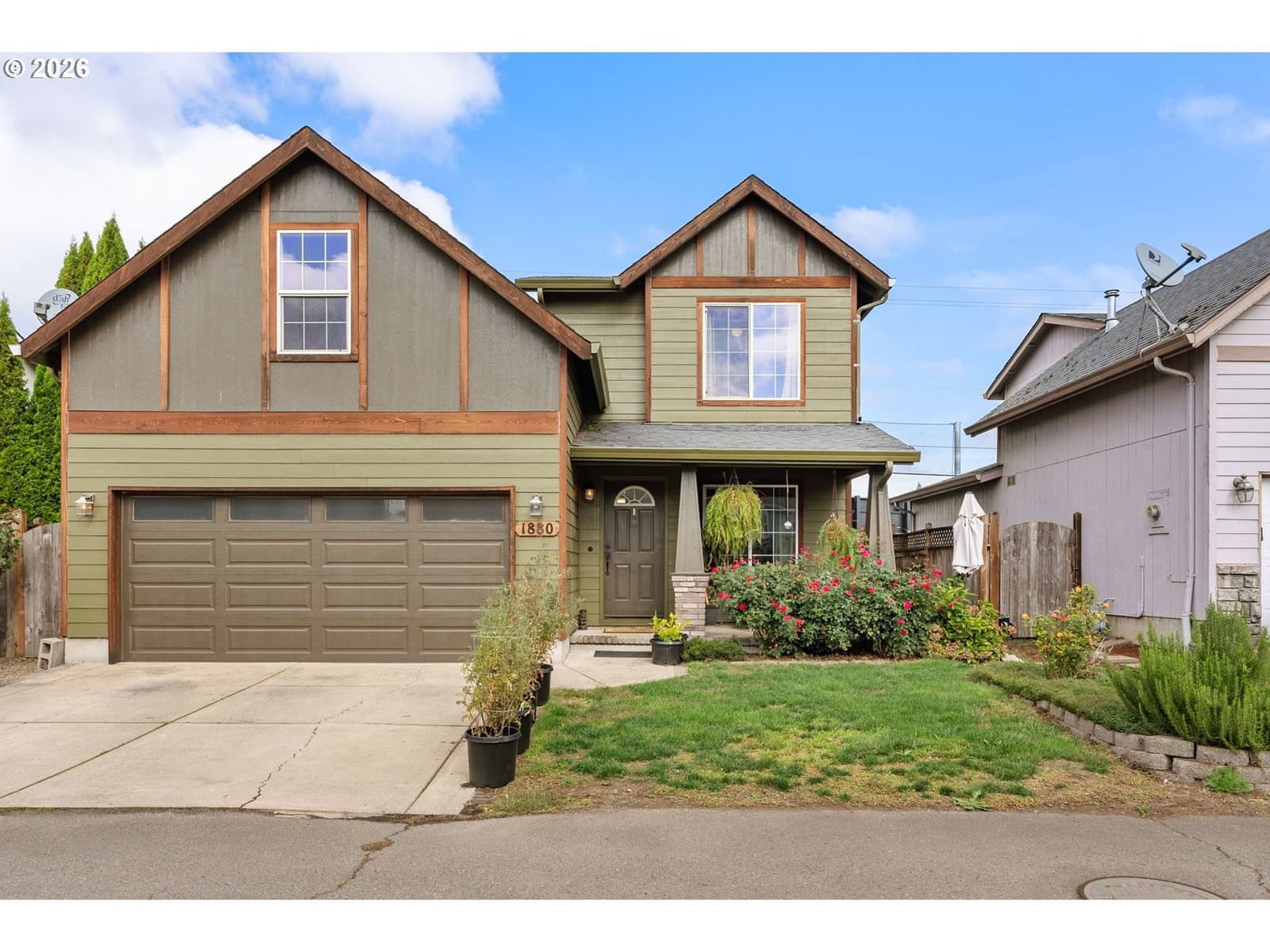 Primary listing photo, 1880 MANIHI DR, Eugene, OR, 97404