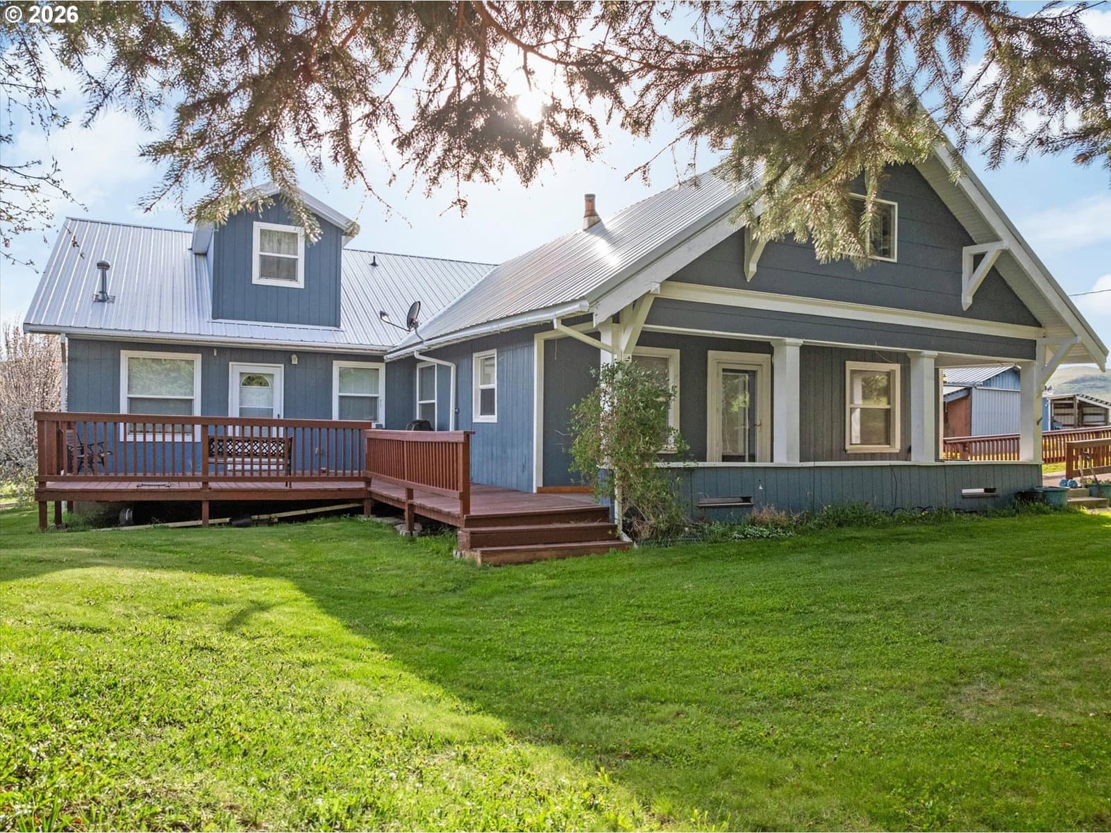 Listing photo 1 of 6