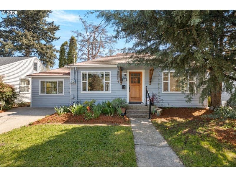 Primary listing photo, 8260 N WAYLAND AVE, Portland, OR, 97203
