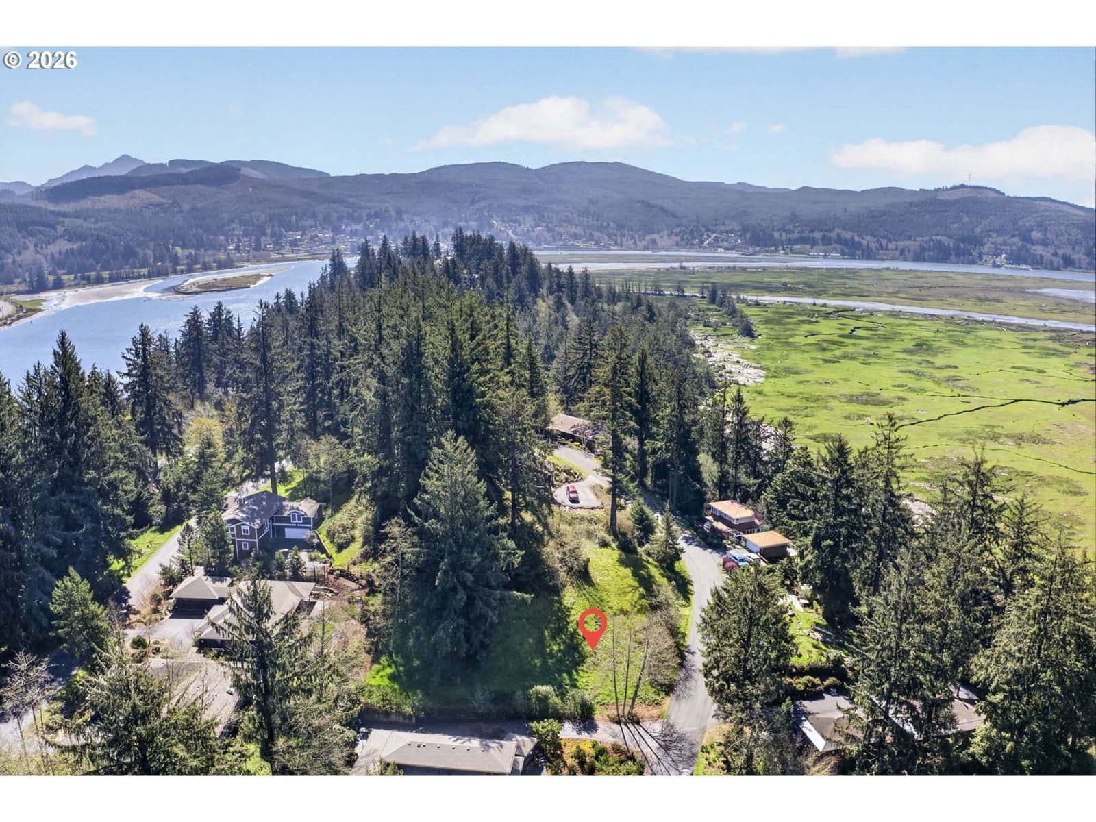 Listing photo 1 of 6