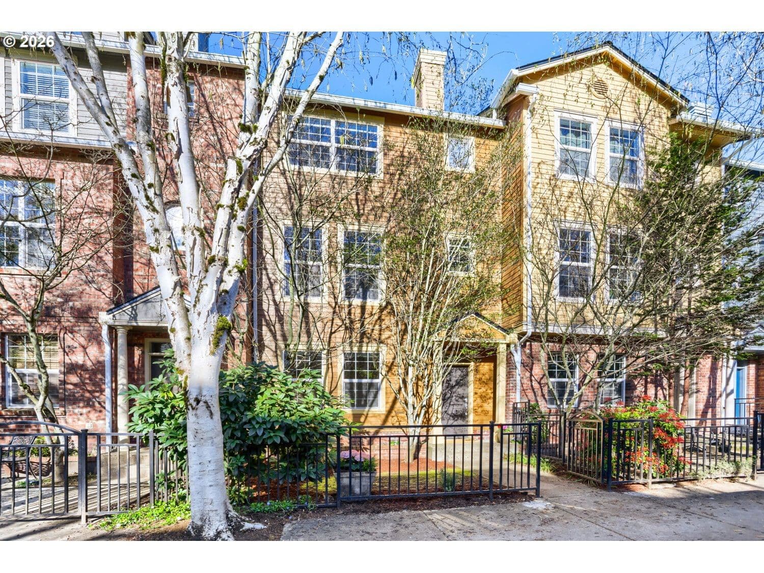 Primary listing photo, 857 NE CADEN AVE, Hillsboro, OR, 97124