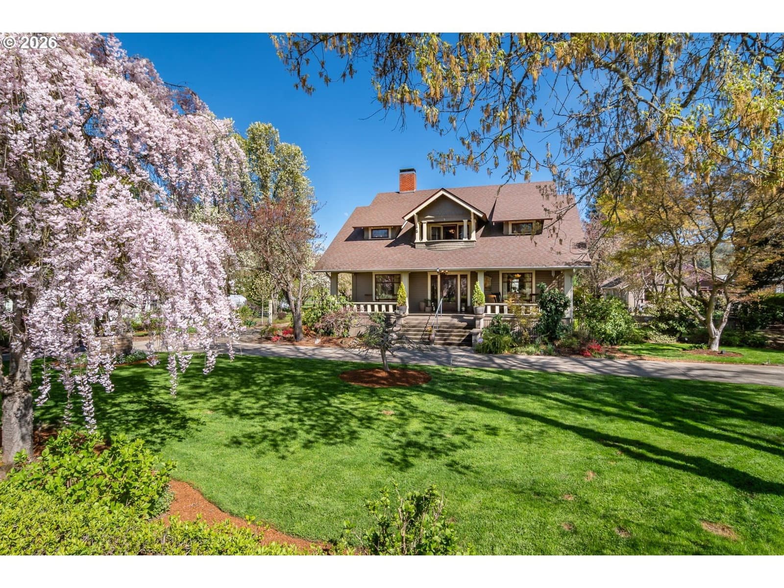 Listing photo 1 of 6