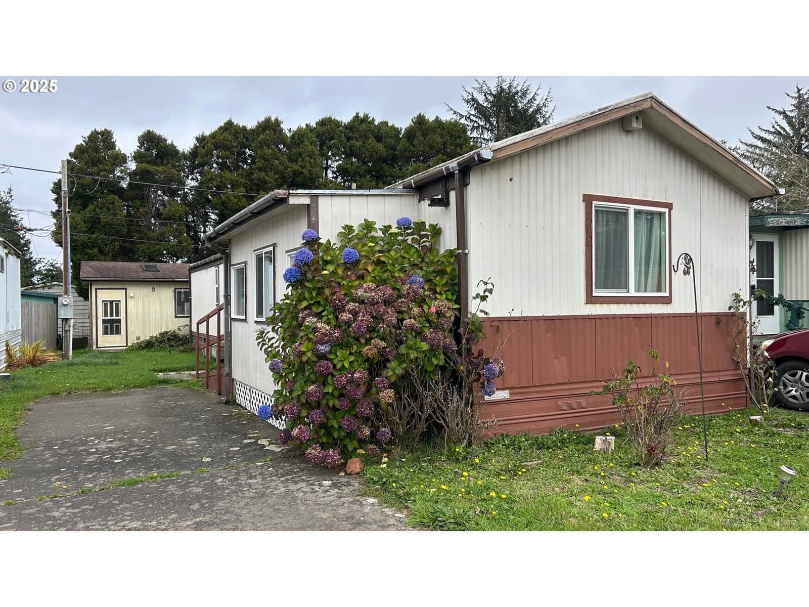 Primary listing photo, 91323 SANDSTONE LN #418, Coos Bay, OR, 97420