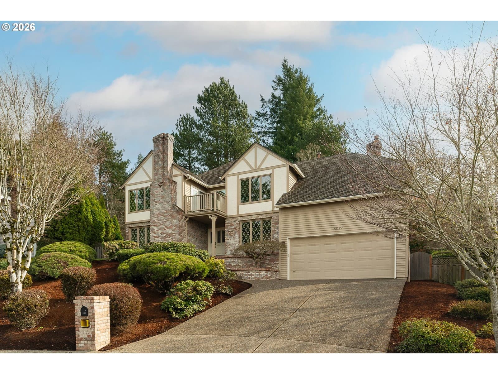 Primary listing photo, 4077 BUCK BRUSH LN, Lake Oswego, OR, 97035