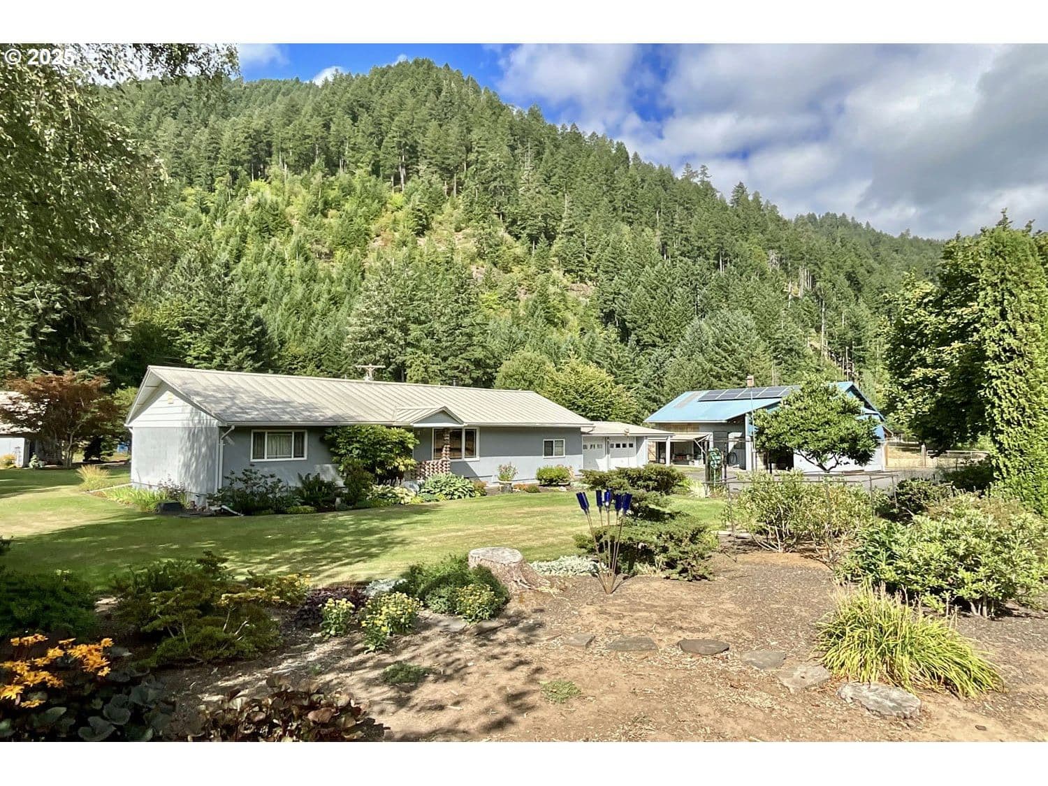 Primary listing photo, 46386 HIGHWAY 58, Westfir, OR, 97492