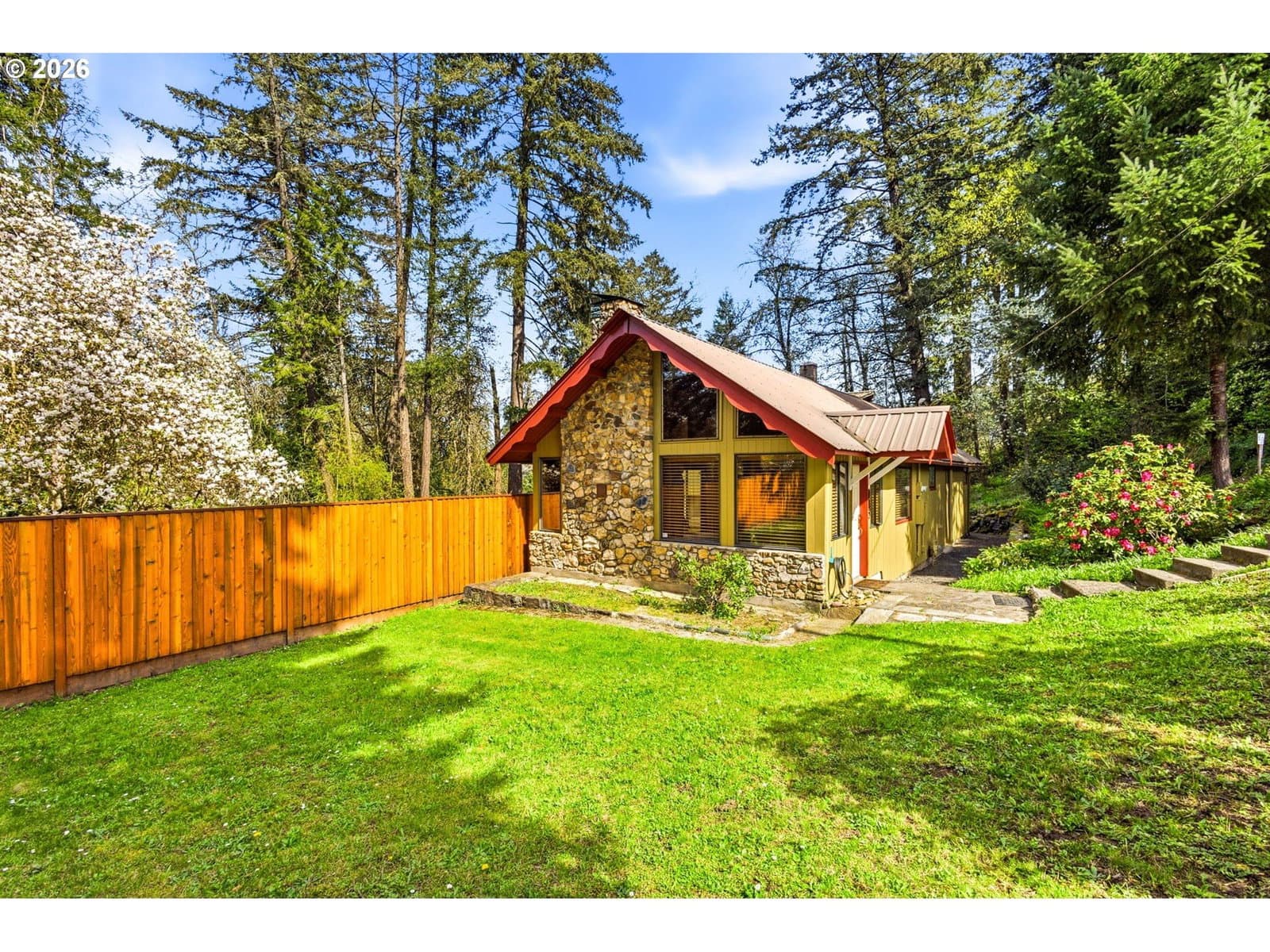 Primary listing photo, 940 OAK TER, Sweet Home, OR, 97386