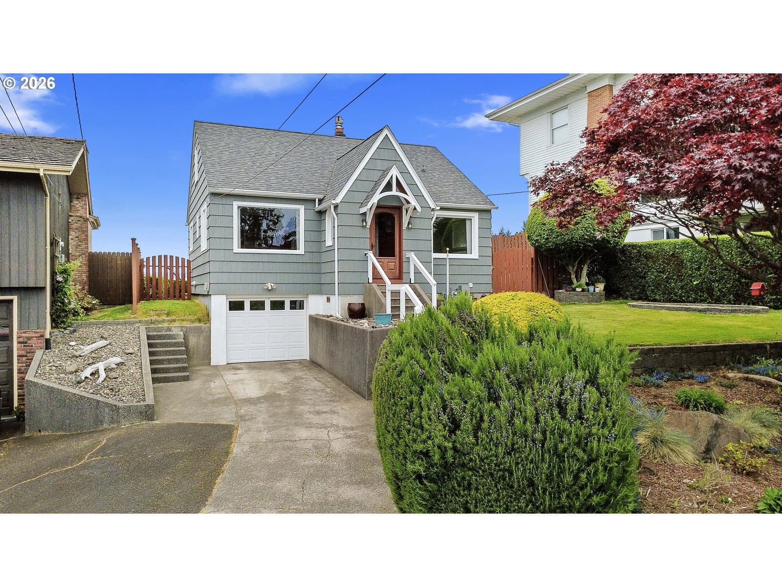 Listing photo 1 of 6