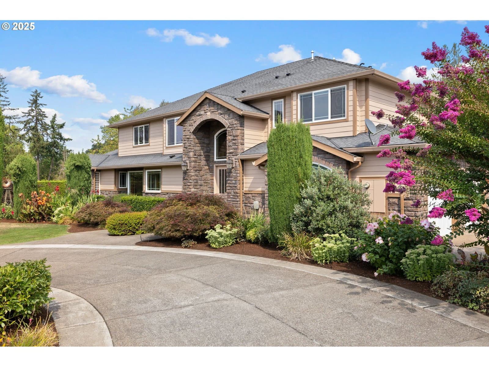 Primary listing photo, 26684 S FISH RD, Mulino, OR, 97042