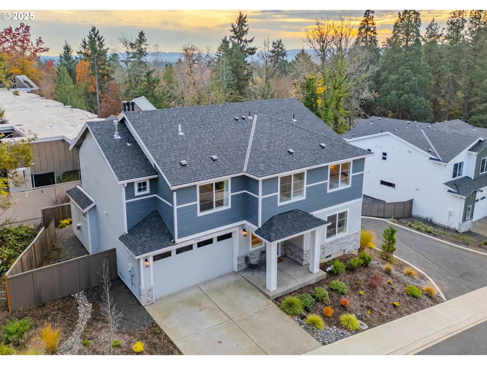 Primary listing photo, 8588 SW SUMMIT CT, Portland, OR, 97225