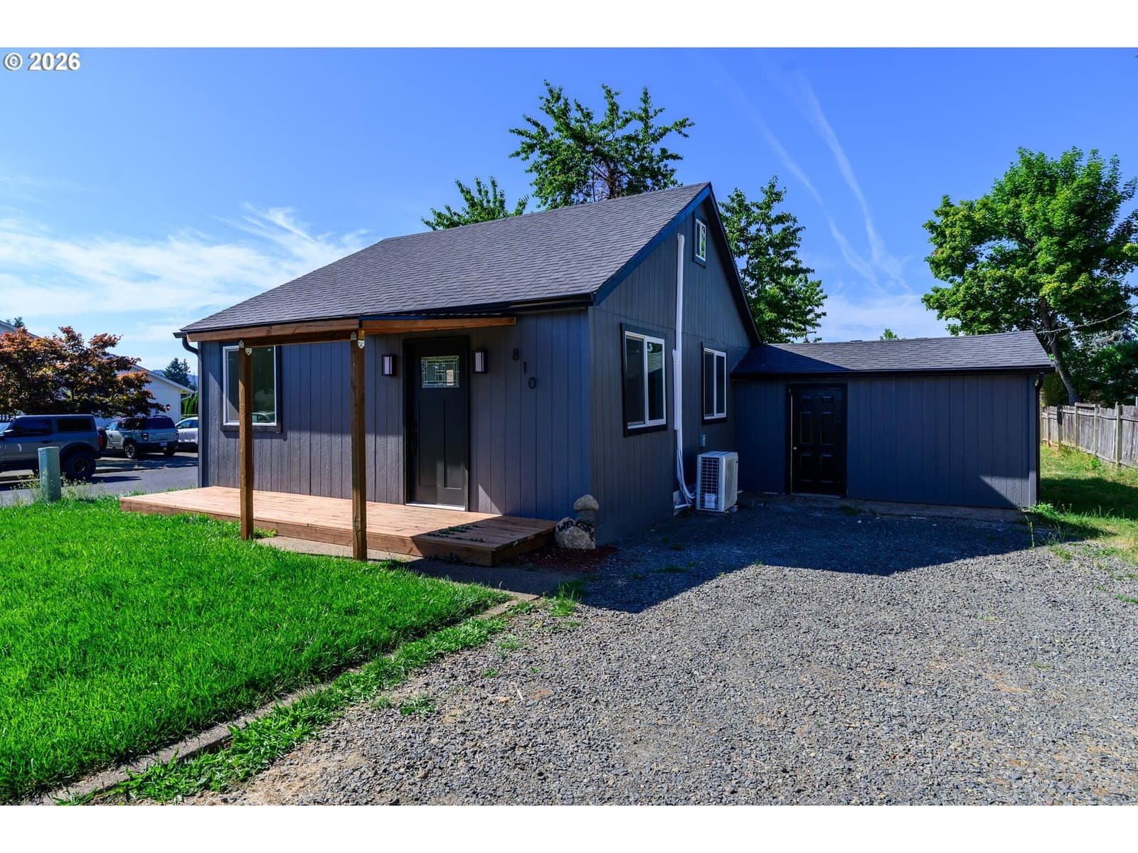 Primary listing photo, 810 JOHNSON AVE, Cottage Grove, OR, 97424