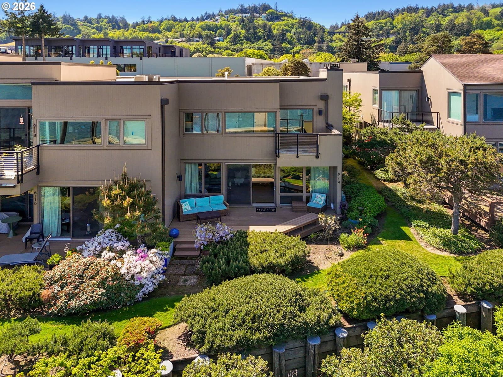 Primary listing photo, 6114 S RIVERPOINT LN, Portland, OR, 97239