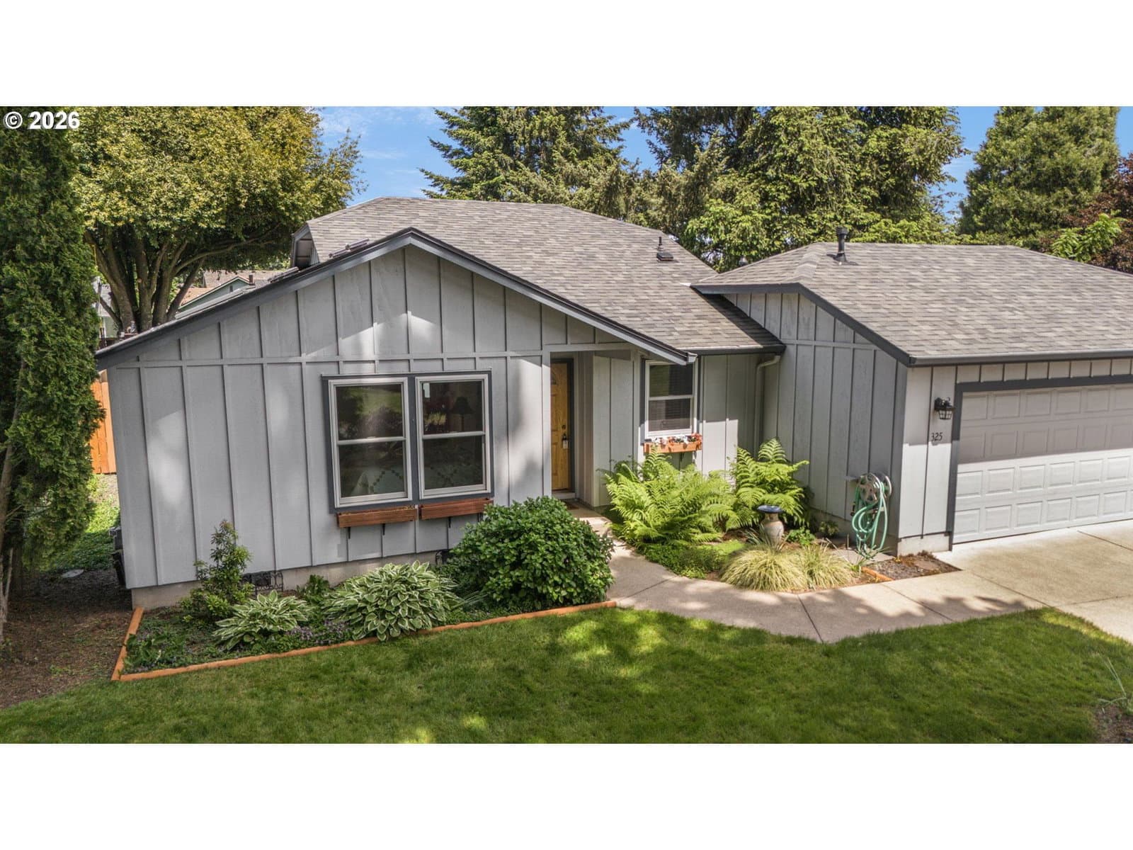 Primary listing photo, 325 BUSHNELL LN, Eugene, OR, 97404