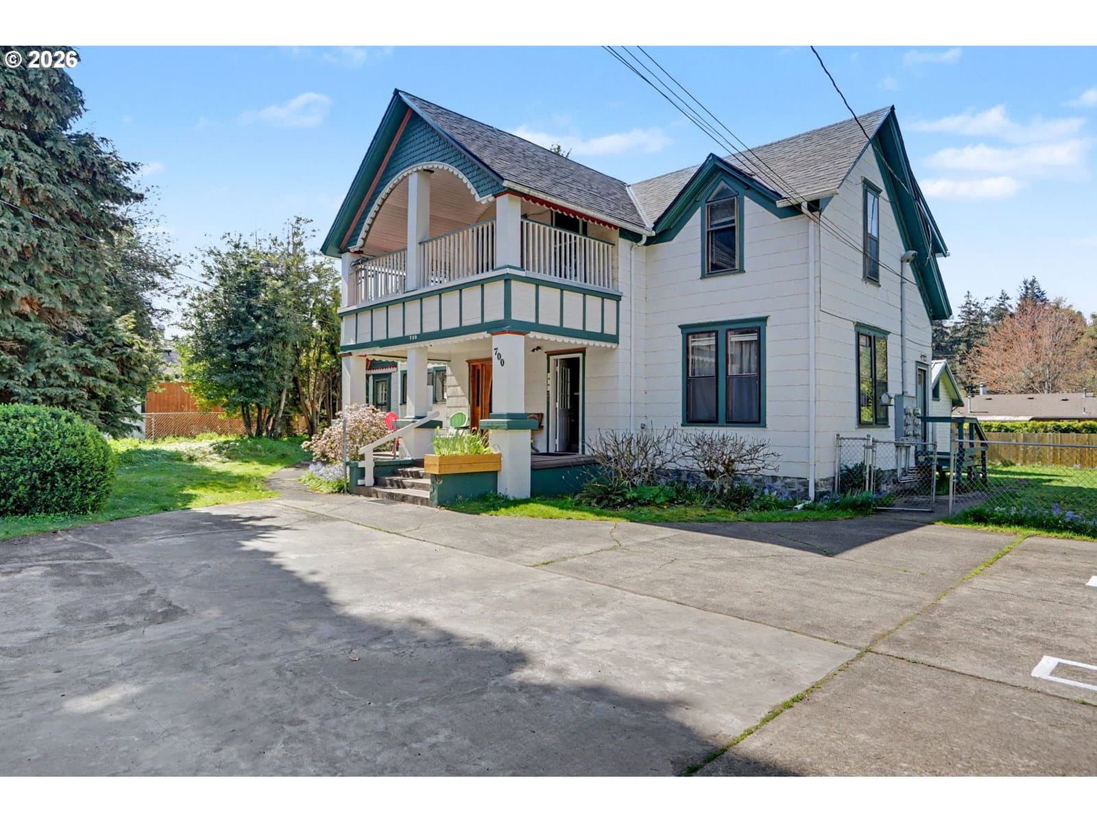 Primary listing photo, 700 S WATER ST, Silverton, OR, 97381