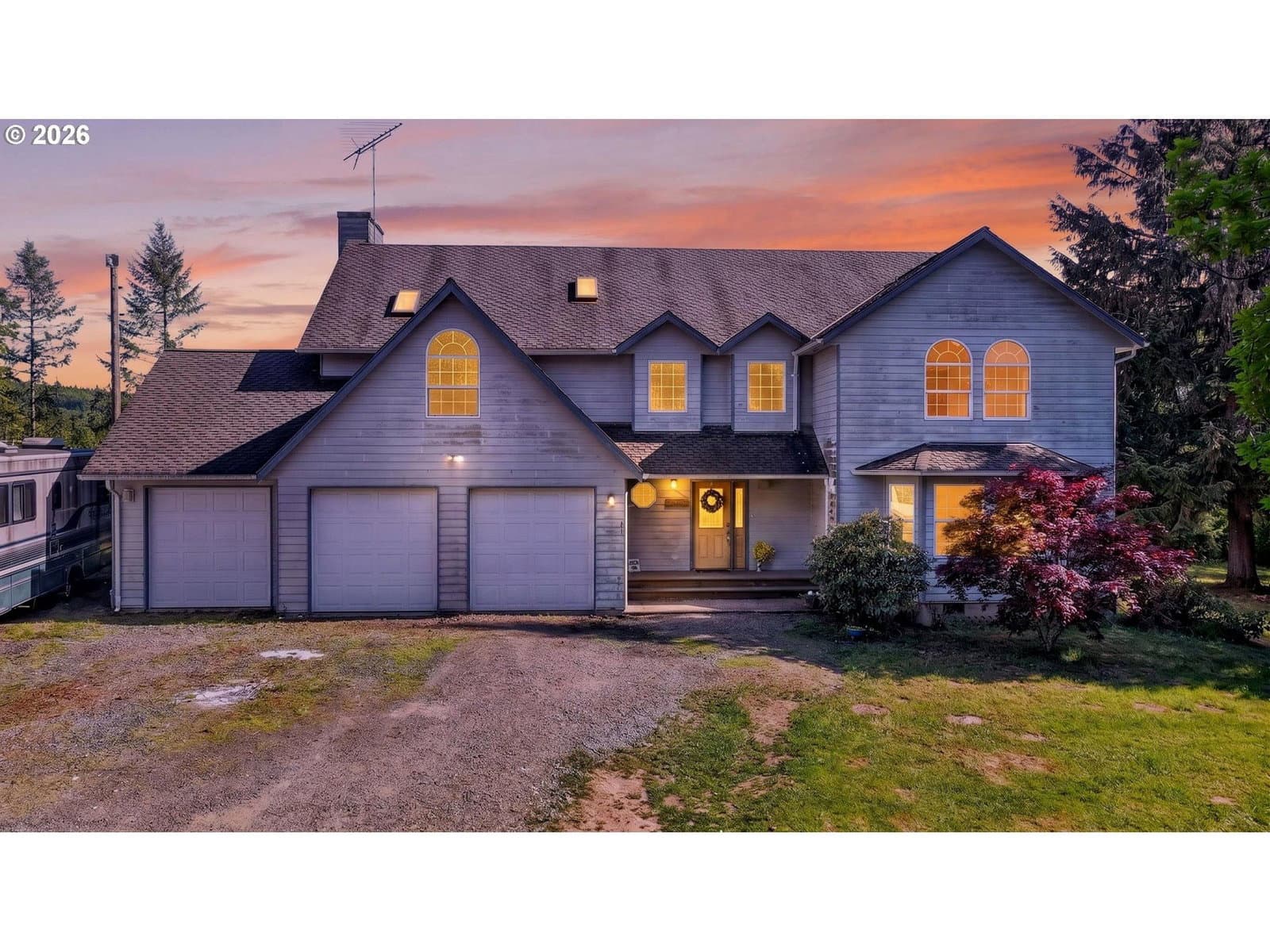 Listing photo 1 of 6