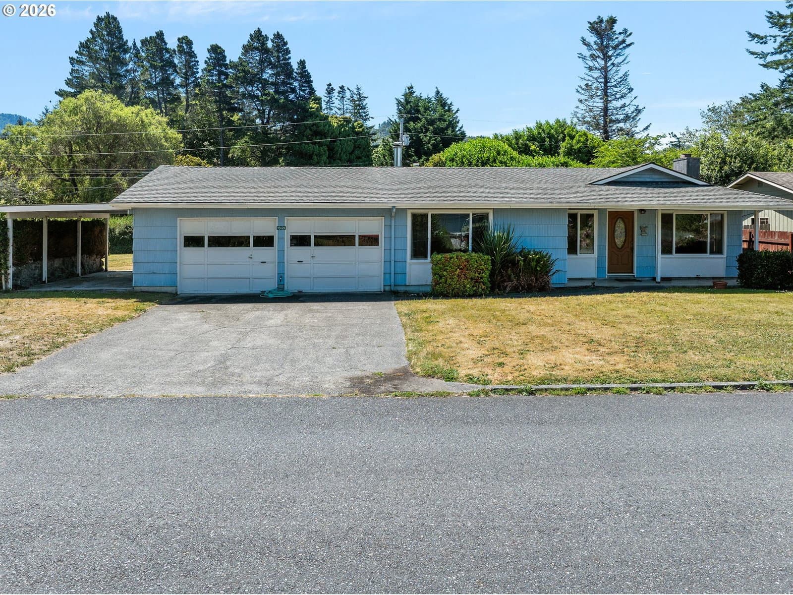 Listing photo 1 of 6