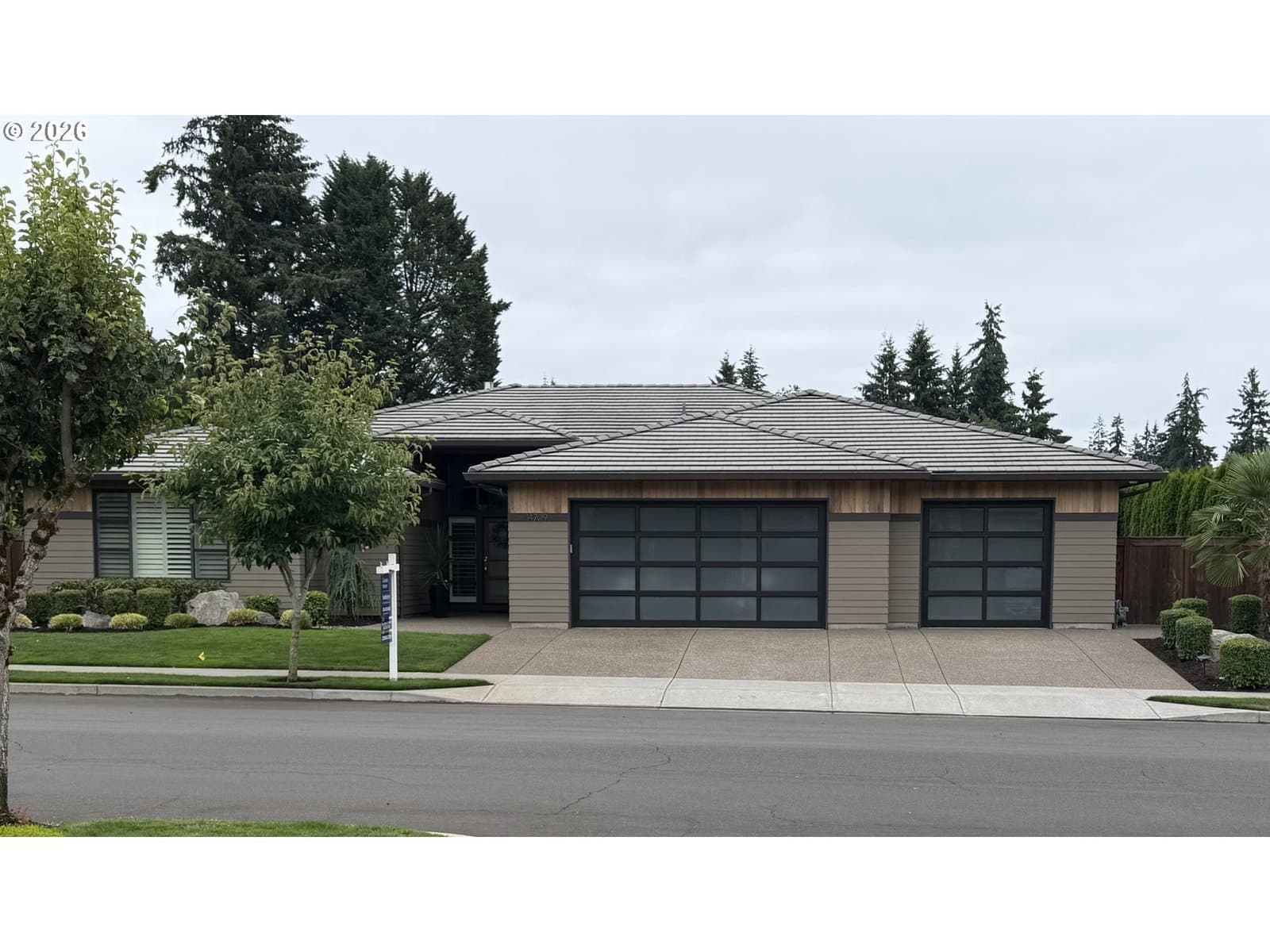 Listing photo 1 of 1