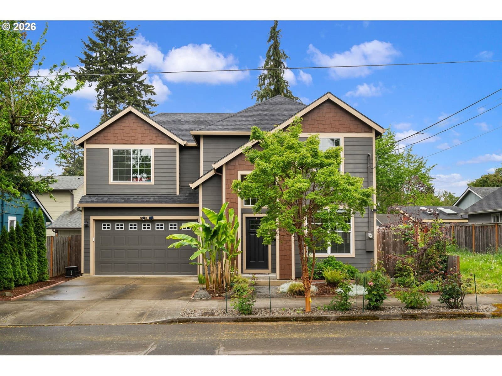 Listing photo 1 of 6