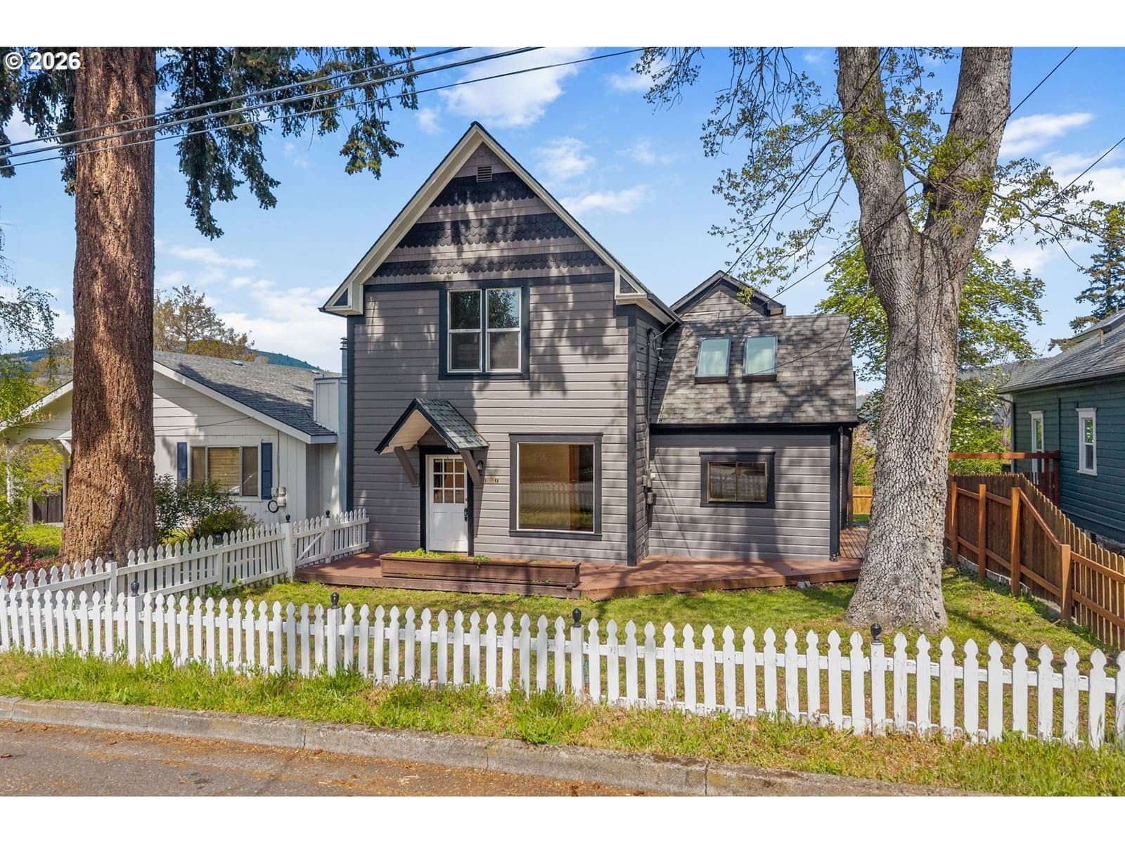 Primary listing photo, 1220 EUGENE ST, Hood River, OR, 97031