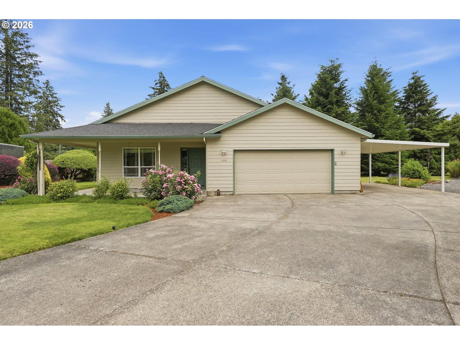 Listing photo 1 of 6