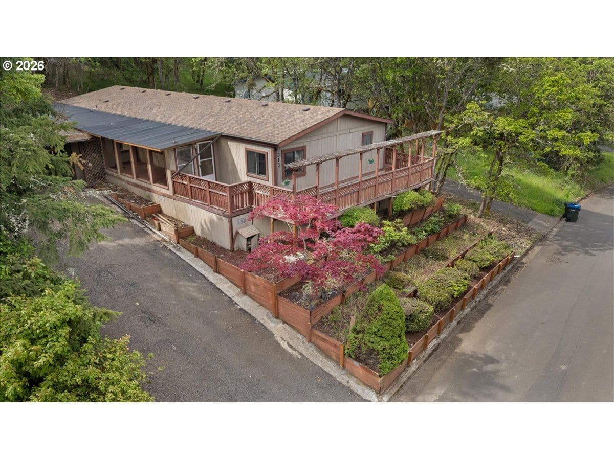 Primary listing photo, 313 NE KIRBY AVE, Roseburg, OR, 97470