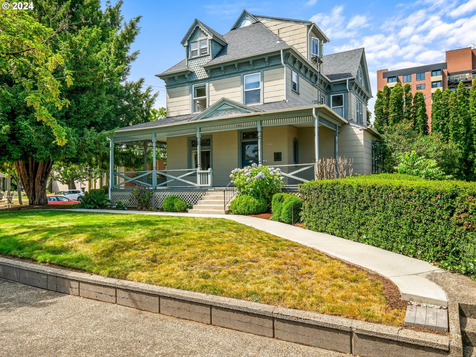 Primary listing photo, 414 W 12TH ST, Vancouver, WA, 98660