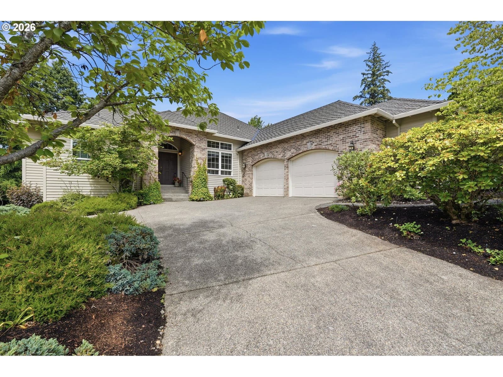 Primary listing photo, 12638 ADRIAN CT, Lake Oswego, OR, 97034