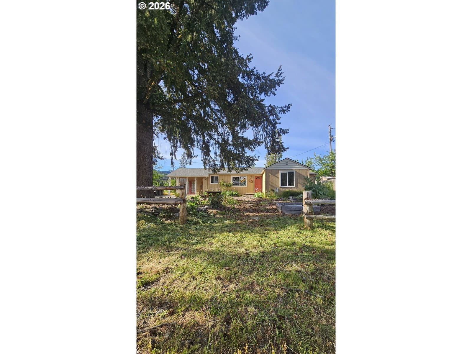 Listing photo 1 of 6
