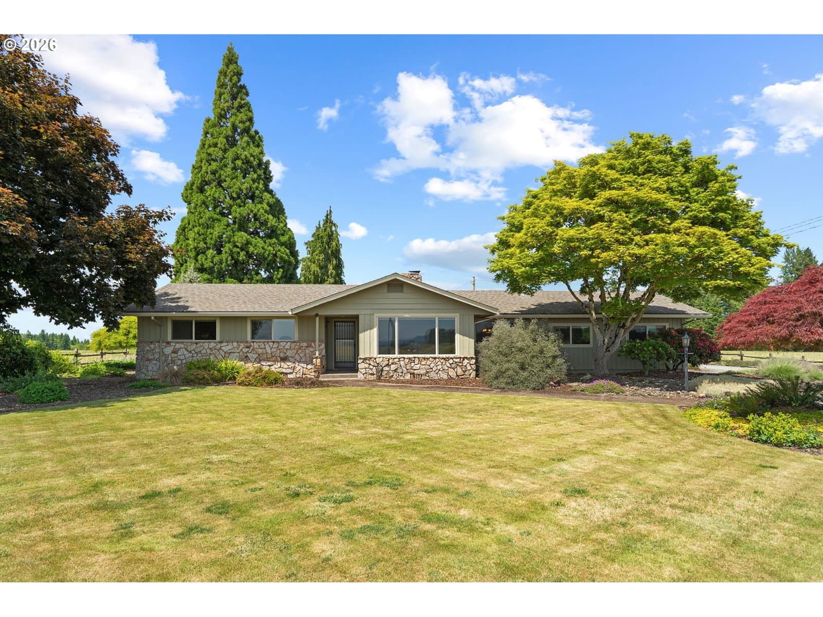 9931 S HIGHWAY 211