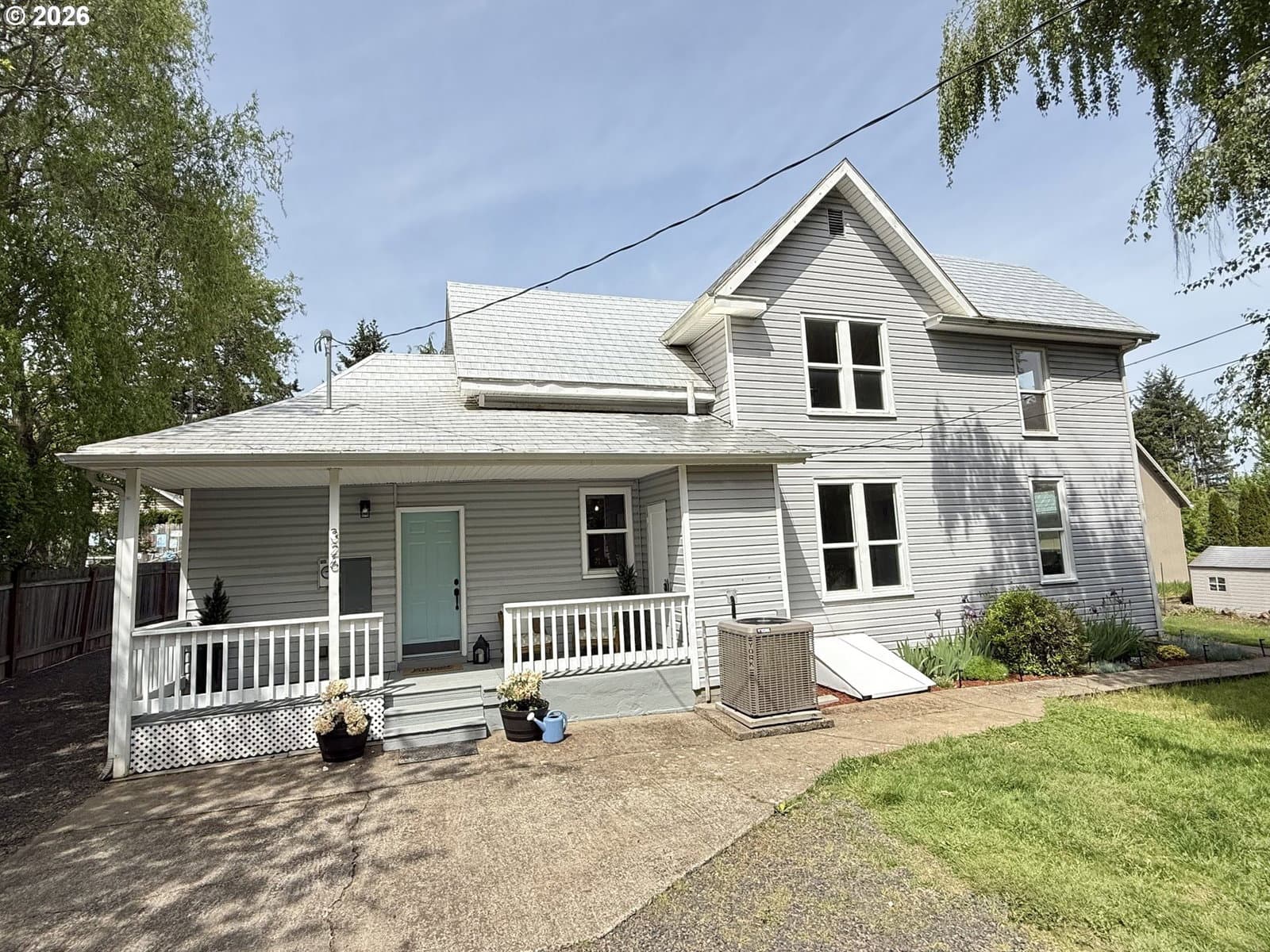 Listing photo 1 of 6