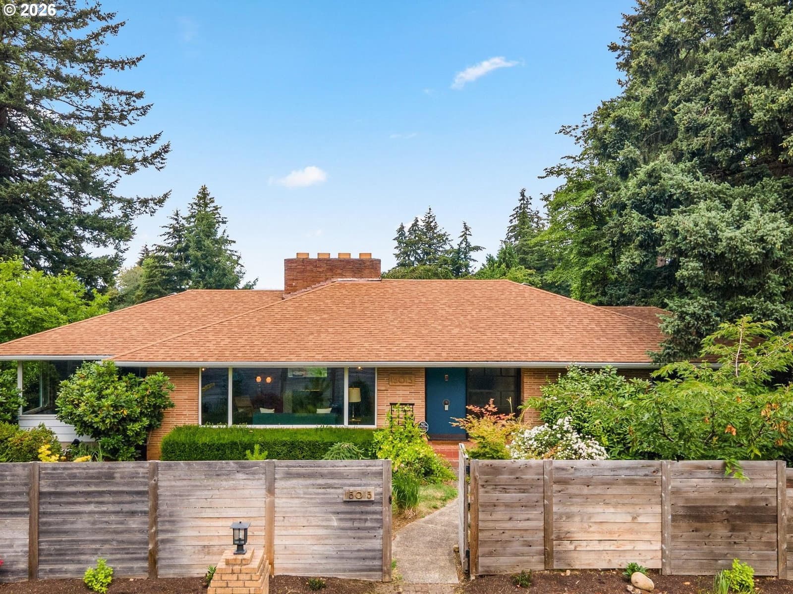 15015 NE MULTNOMAH ST