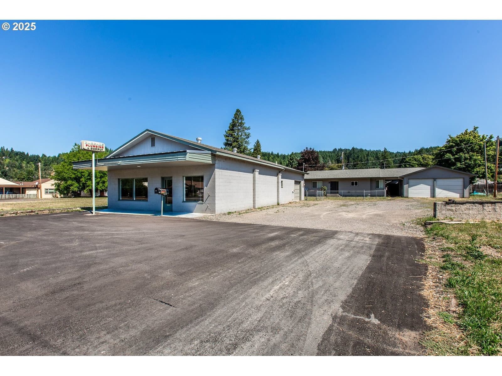 Primary listing photo, 47601 HIGHWAY 58, Oakridge, OR, 97463