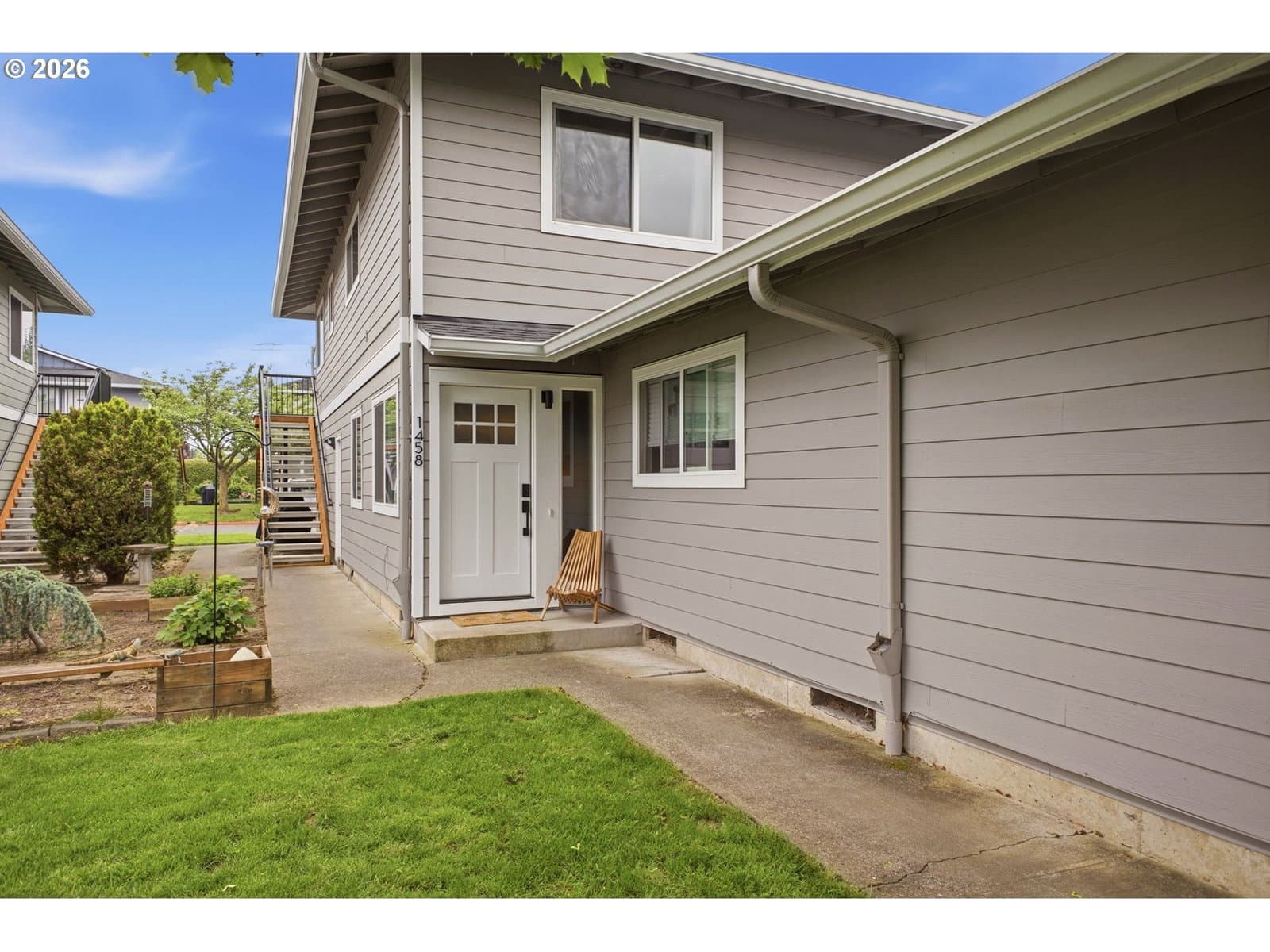 Listing photo 1 of 6