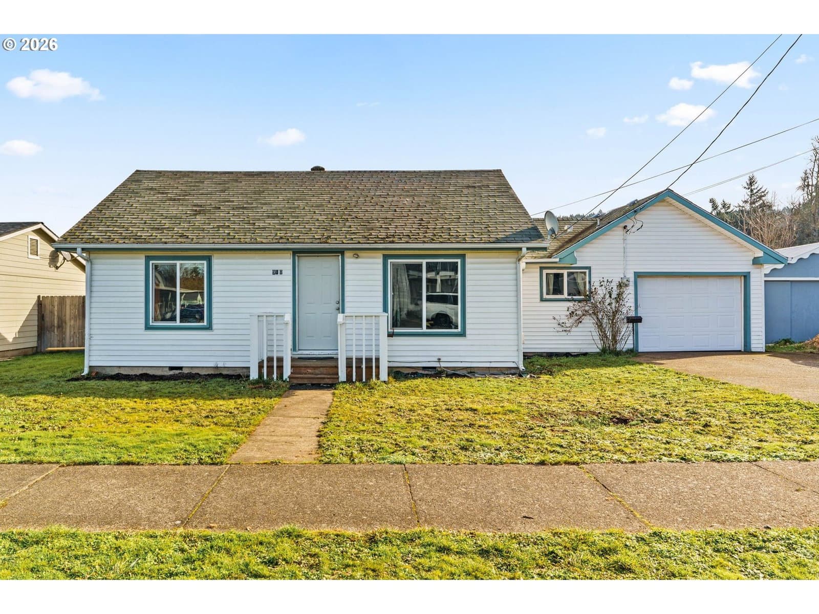 Primary listing photo, 910 S 10TH ST, Cottage Grove, OR, 97424