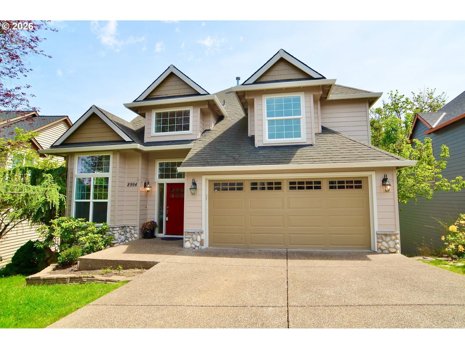 Listing photo 1 of 6
