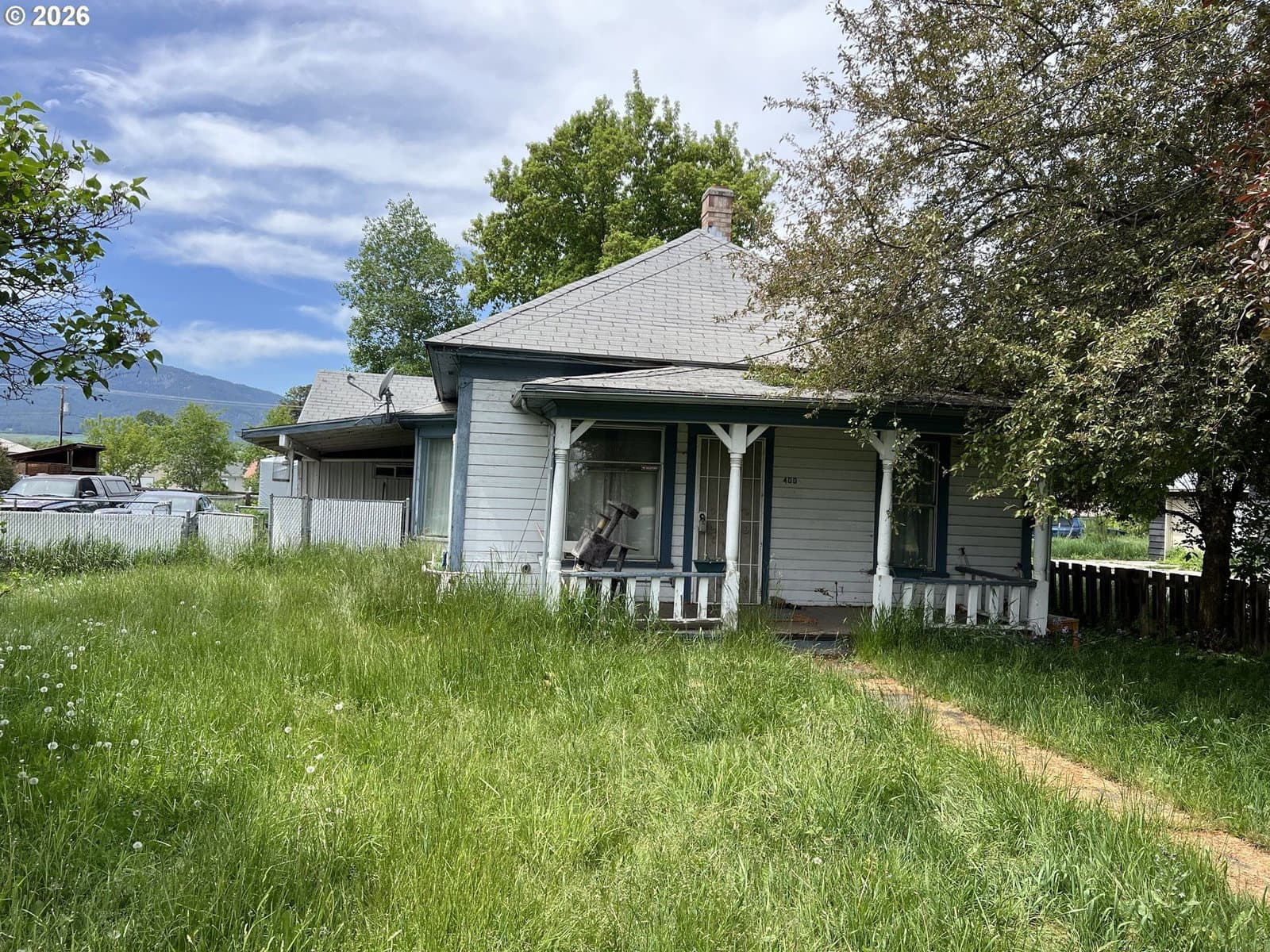 Listing photo 1 of 6