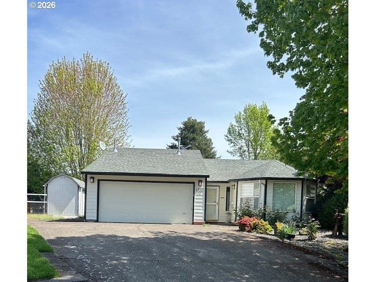 Listing photo 1 of 1