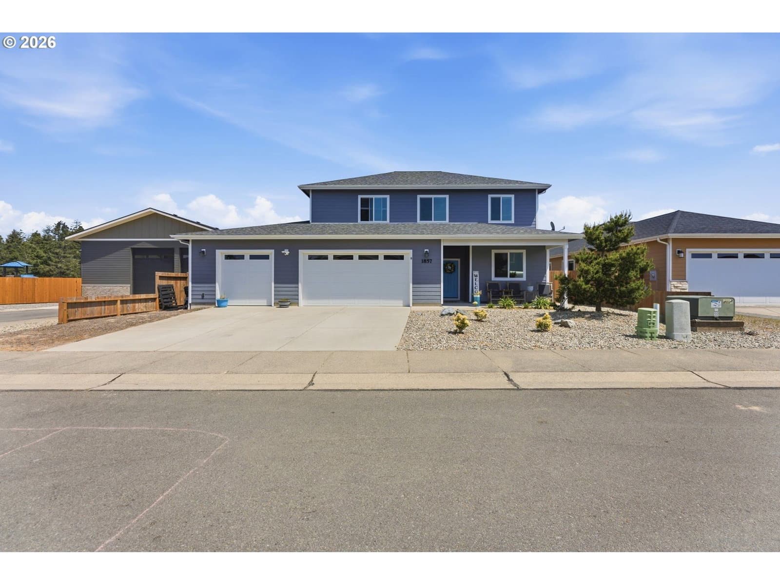 Primary listing photo, 1857 Cabezon CT, North Bend, OR, 97459