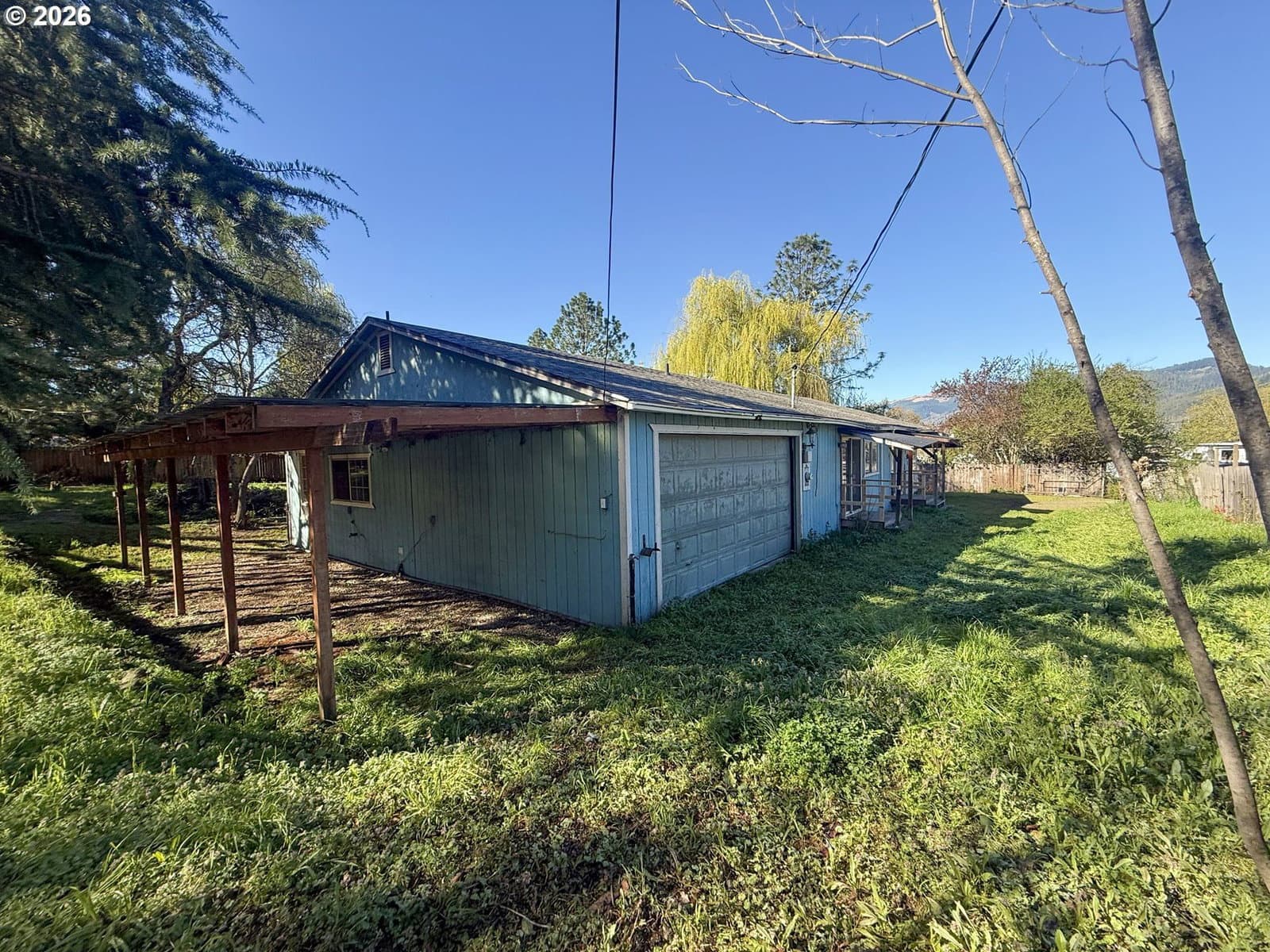 Listing photo 1 of 6