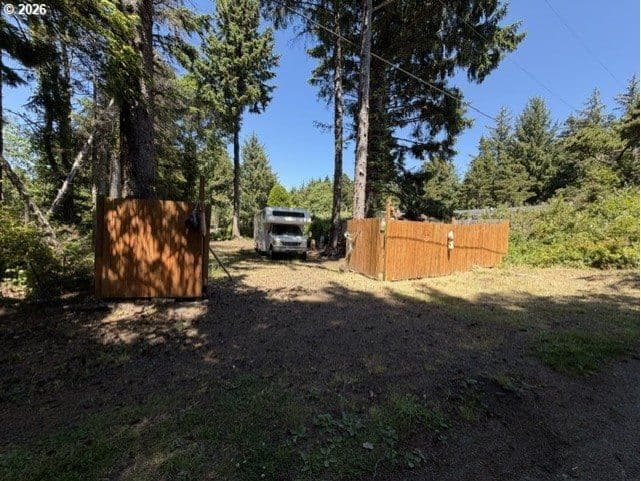 Listing photo 1 of 6