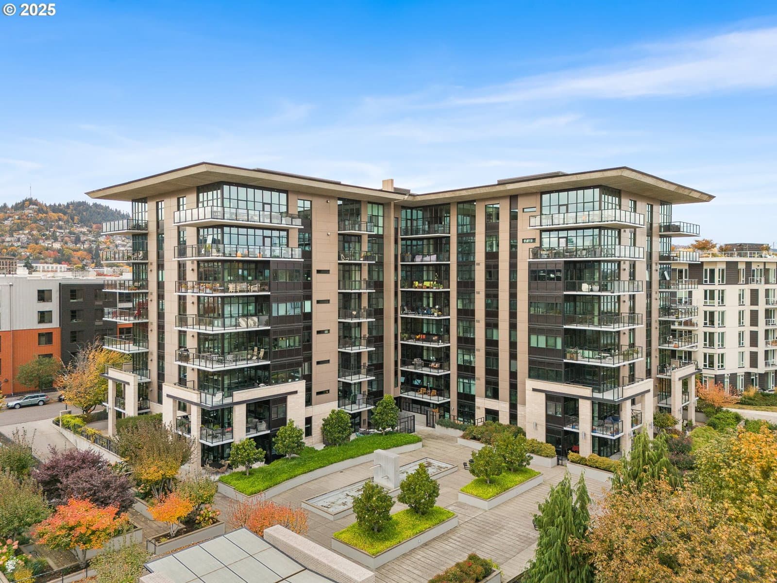 Primary listing photo, 1830 NW RIVERSCAPE ST #406, Portland, OR, 97209