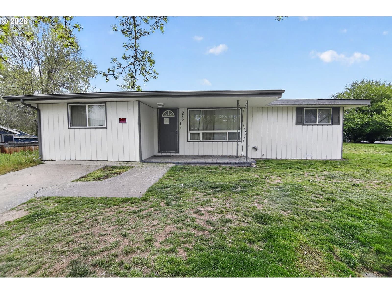 Primary listing photo, 376 NE CHESTNUT ST, Madras, OR, 97741