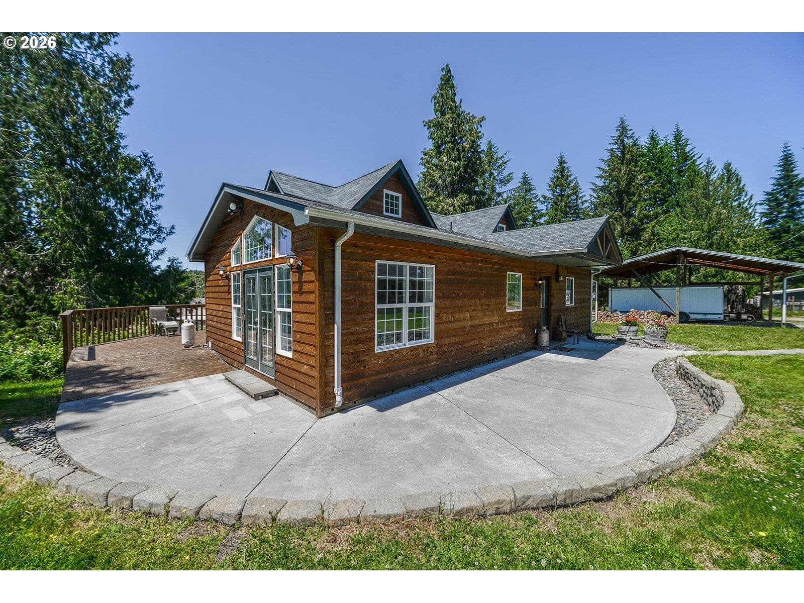 Listing photo 1 of 6