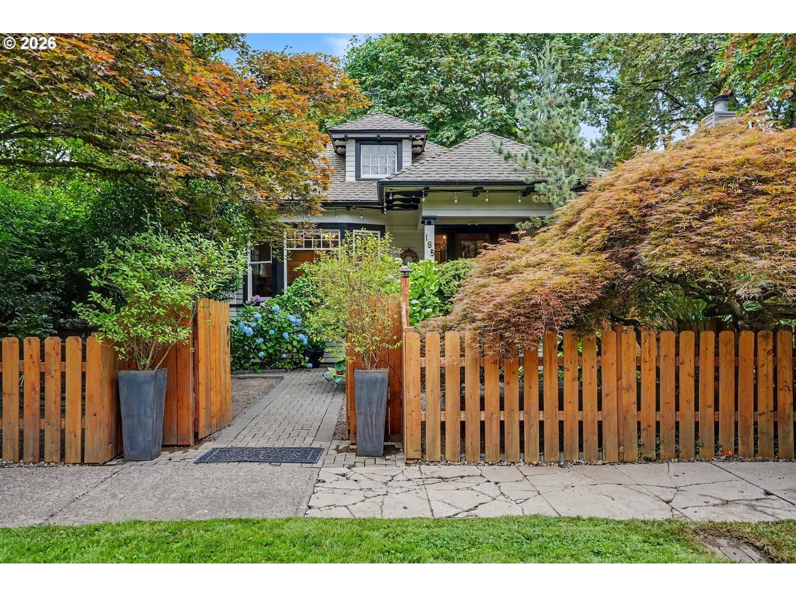 Primary listing photo, 185 19TH ST SE, Salem, OR, 97301
