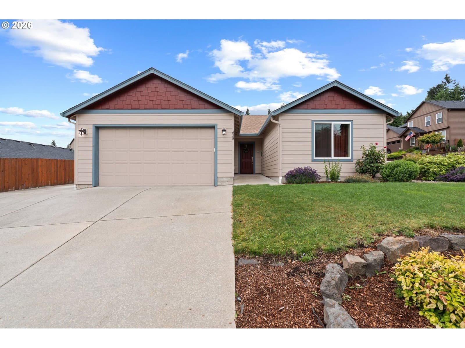 Listing photo 1 of 6