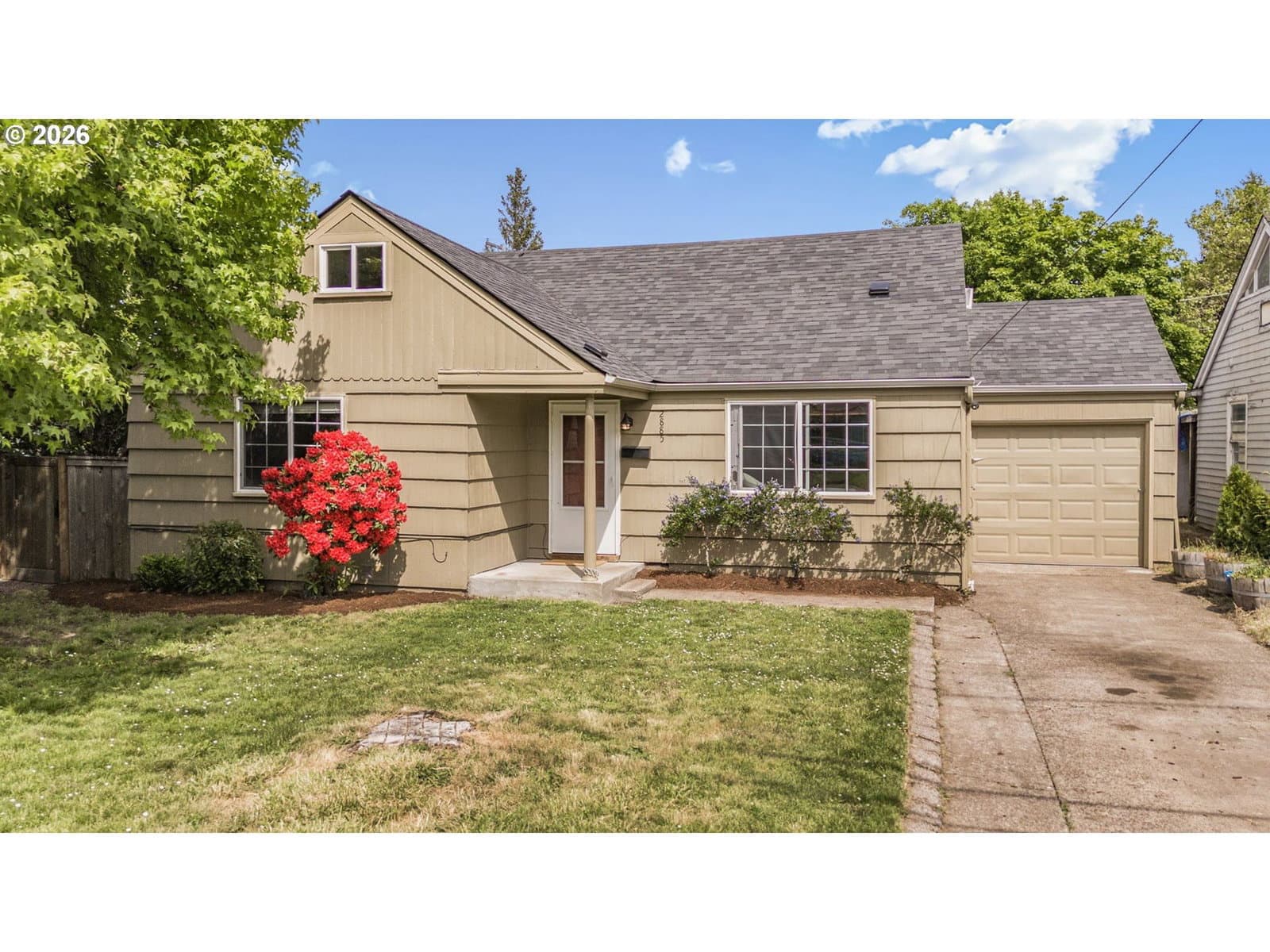 Primary listing photo, 2885 HIGH ST, Eugene, OR, 97405